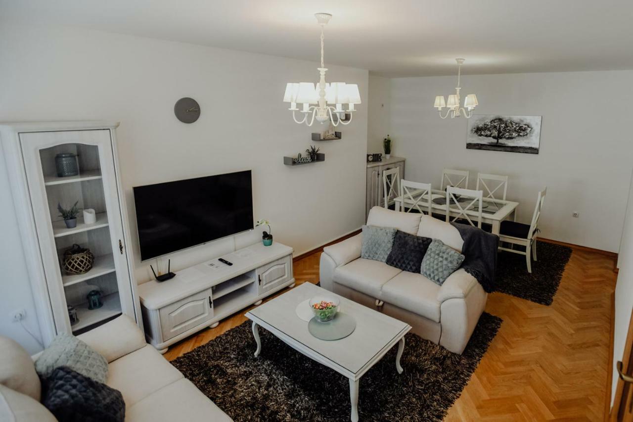 M5 Apartment *